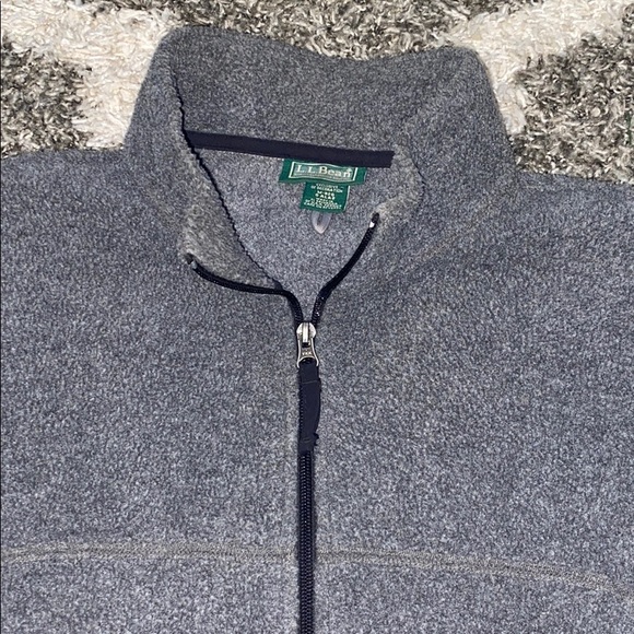 ✨L.L. Bean Fleece Zip Up✨ - Picture 3 of 4